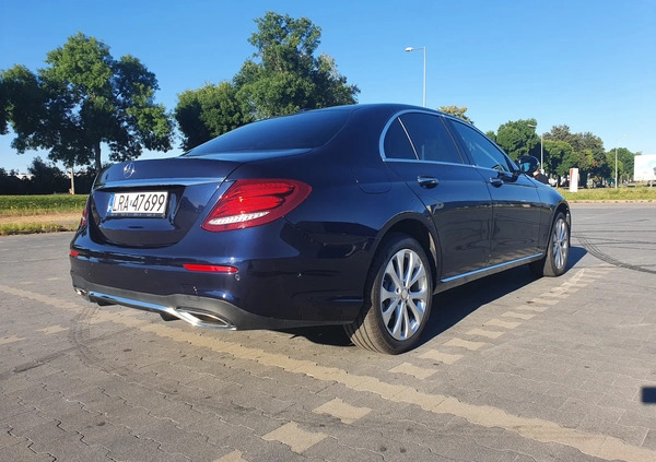 Mercedes-Benz Klasa E cena 137760 przebieg: 21000, rok produkcji 2017 z Trzebinia małe 191